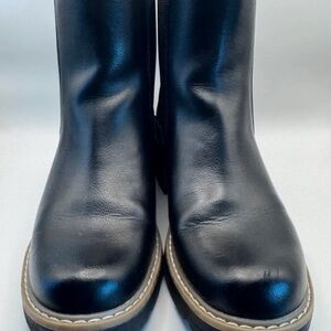 Universal Thread Black Leather Ankle Boots